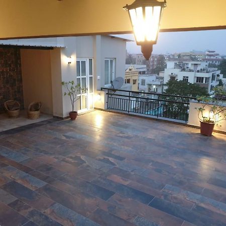 The Rooftop Cabana, A Homestay Бхубанешвара Экстерьер фото