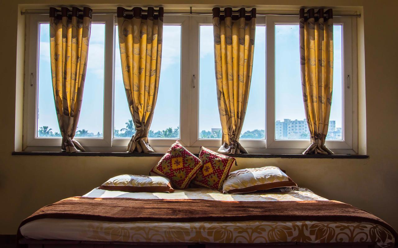 The Rooftop Cabana, A Homestay Бхубанешвара Экстерьер фото